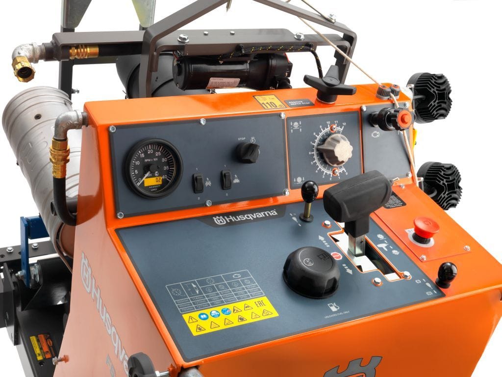 FS3500G EFI Husqvarna Gas Self Propelled Concrete Saw