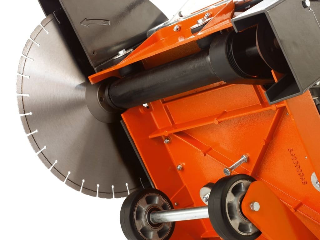 FS413 Husqvarna Push Concrete Gas Saw